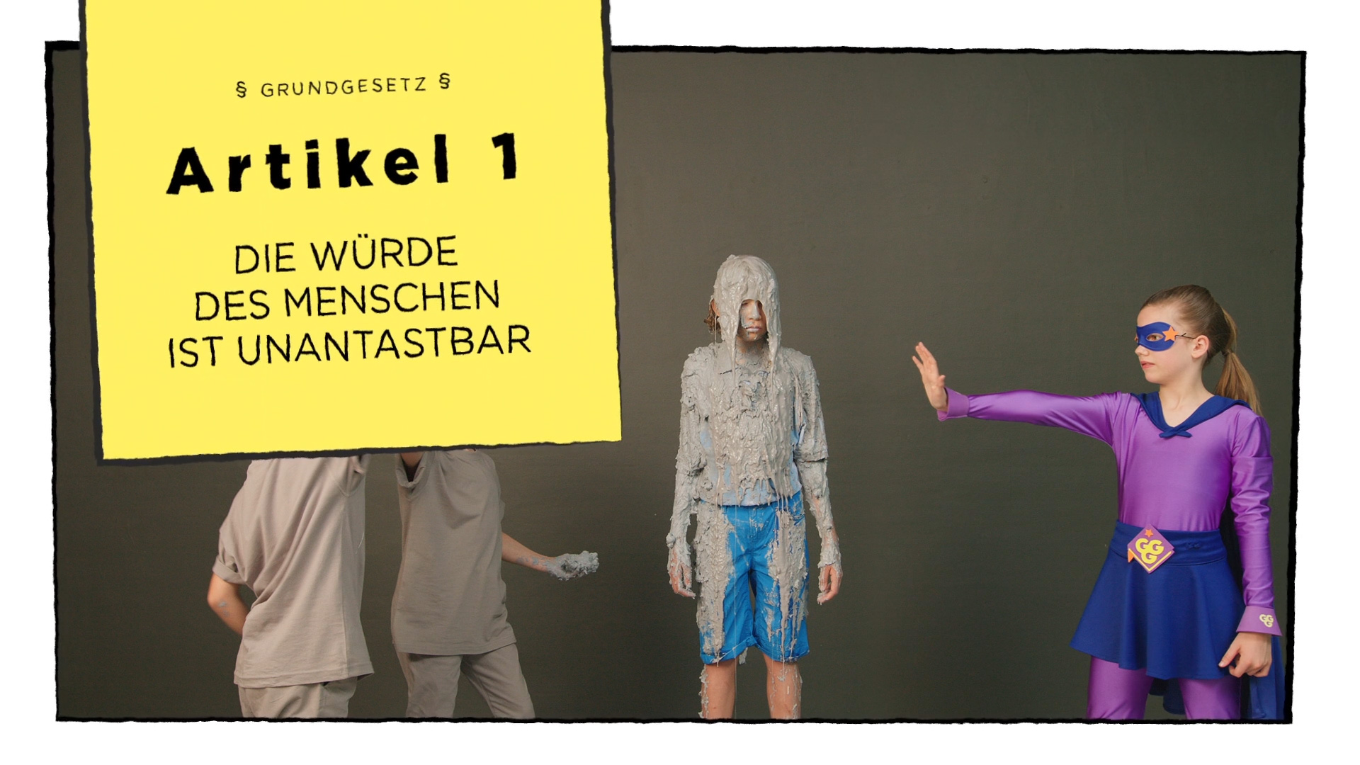 Grundgesetz-Girl (0-04-56-13)